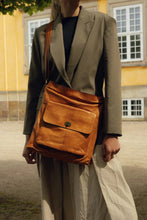 Load image into Gallery viewer, 1656 Urban | RE:DESIGNED