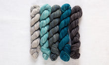 Load image into Gallery viewer, Fino Mini-Skein Kit | Manos Del Uruguay