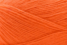 Load image into Gallery viewer, Uni Merino Mini | Universal Yarn