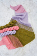 Load image into Gallery viewer, Bon Melange Kit | Urth Yarns