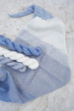 Load image into Gallery viewer, Bon Melange Kit | Urth Yarns
