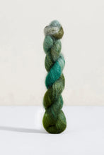Load image into Gallery viewer, Bonmoher | Urth Yarns