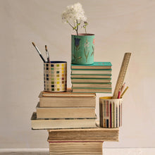 Load image into Gallery viewer, Enamel Everything Pot - Werner's Nomenclature of Colours | Roomytown