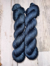 Load image into Gallery viewer, Yak Fingering | Jems Luxe Fibers