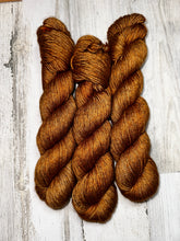 Load image into Gallery viewer, Yak Fingering | Jems Luxe Fibers