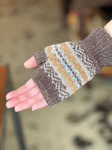 Brackens Mitts | Carol Martin