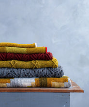 Load image into Gallery viewer, Brooklyn Tweed’s Knit &amp; Crochet Blankets | Jared Flood