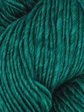 Load image into Gallery viewer, Kashirukuru Yarn | Noro