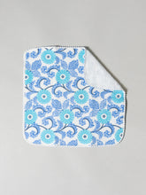 Load image into Gallery viewer, Haikara Little Handkerchief - Karahana | Morihata