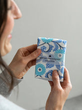 Load image into Gallery viewer, Haikara Little Handkerchief - Karahana | Morihata