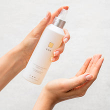Load image into Gallery viewer, Ore Luminous &amp; Moisturizing Cashmere Body Oil | ZENTS