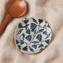 Load image into Gallery viewer, Posy Element Spoon Rest | Danica Heirloom