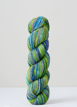 Load image into Gallery viewer, Uneek Fingering | Urth Yarns