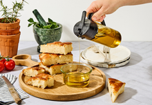 Load image into Gallery viewer, Oileroo® - No Clog Oil Sprayer, Pourer and 1 Tbsp Doser | Dreamfarm