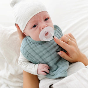 Cloud Muslin Bib, 2 Pack | Lou Lou & Company