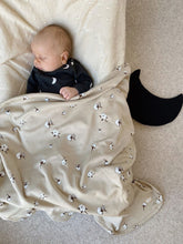 Load image into Gallery viewer, Reversible Baby Blanket | Organic Zoo