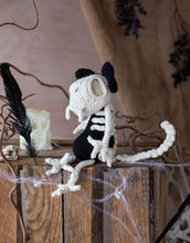Load image into Gallery viewer, Crochet Kits | Toft