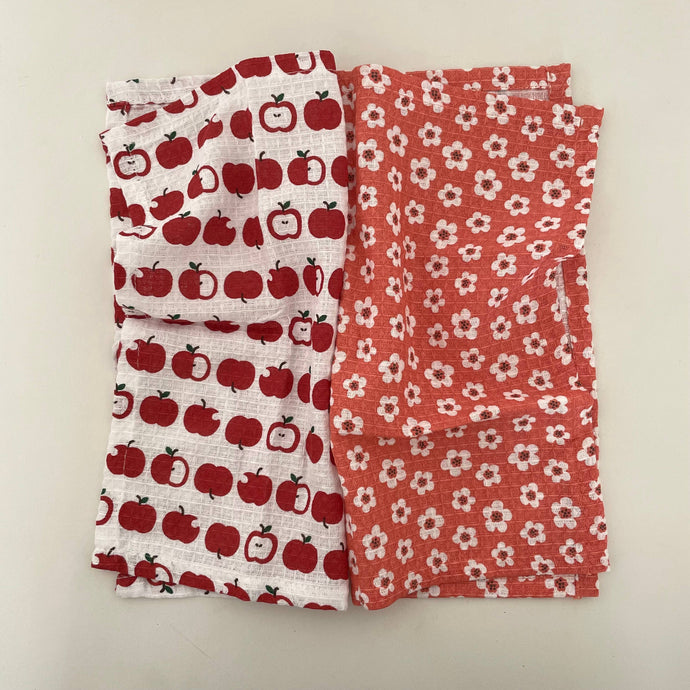 fort & field | 100% cotton red apple/flower kitchen dishcloths - set of 2
