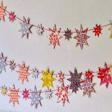 Load image into Gallery viewer, Cambridge Imprint | Make A Star Garland