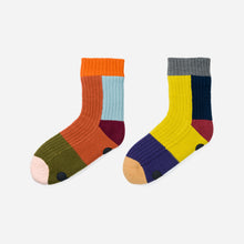 Load image into Gallery viewer, Mismatch Knit House Socks | Verloop