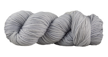 Load image into Gallery viewer, Sami Semi-Solid Yarn | Manos del Uruguay