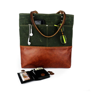 Urban Tote | Red Staggerwing