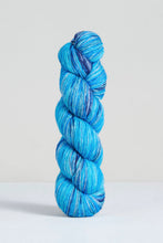 Load image into Gallery viewer, Uneek Fingering | Urth Yarns