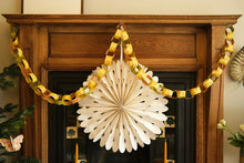 Load image into Gallery viewer, Yellow &amp; Green Paper Chain Kit | East End Press