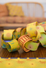 Load image into Gallery viewer, Yellow &amp; Green Paper Chain Kit | East End Press