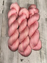 Load image into Gallery viewer, Zen Luxe | Jems Luxe Fibers
