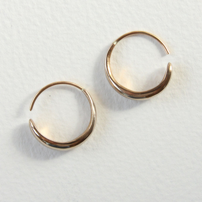 Fluent Hoops Earrings | Salt + Still